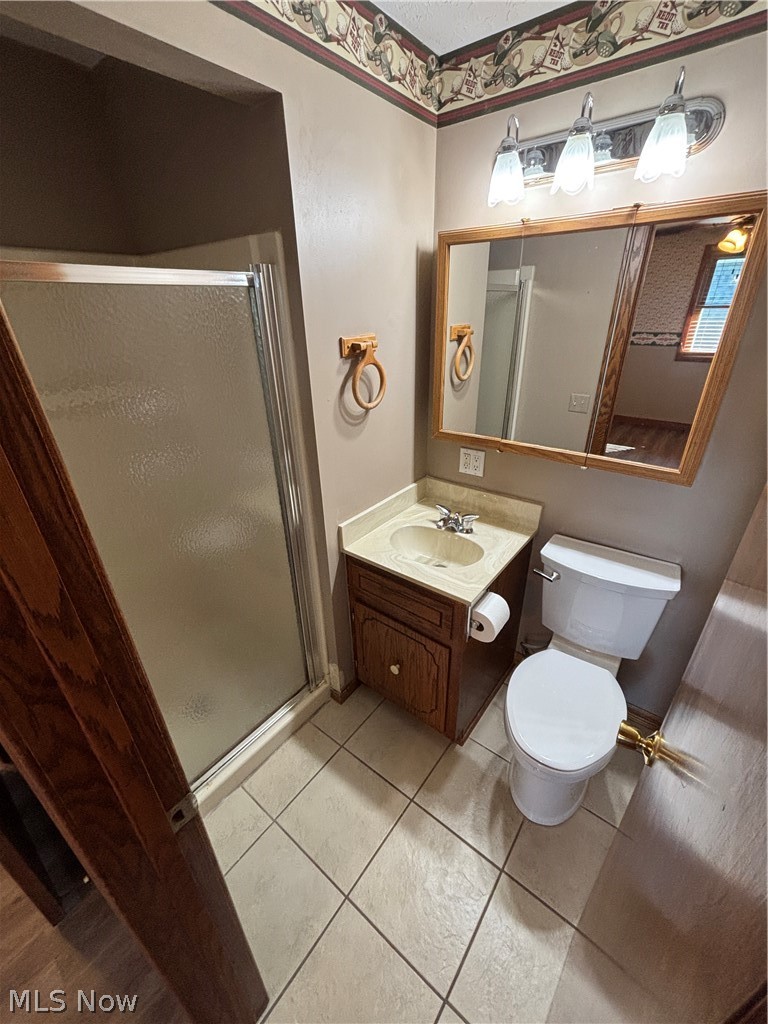 2014 Hillocke Street Louisville OH 44641
