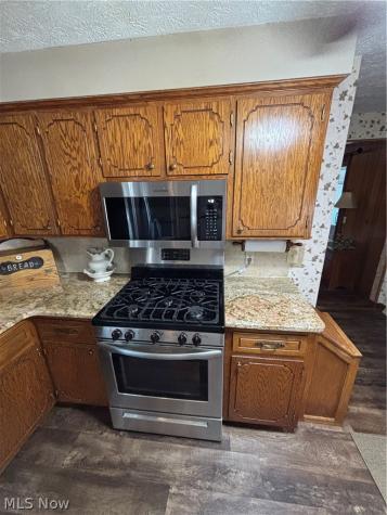 2014 Hillocke Street Louisville OH 44641