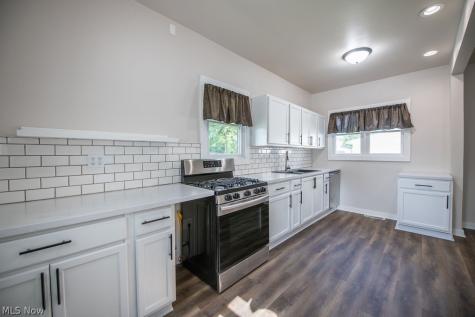 937 Park Avenue SW Canton OH 44706