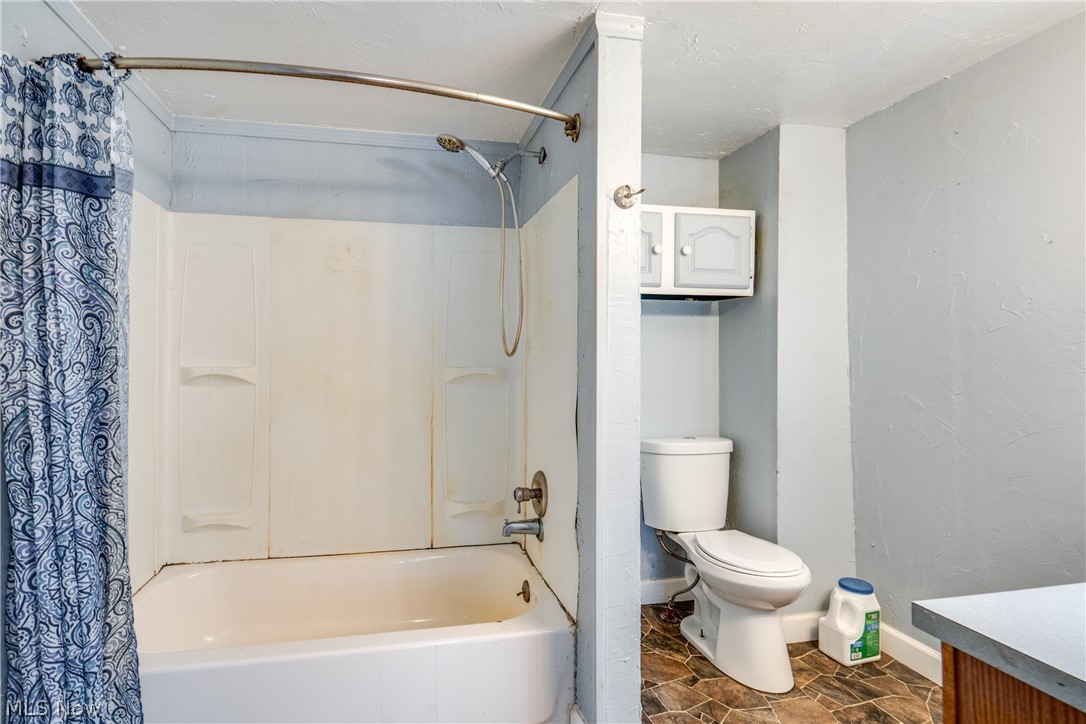 6285 Manchester Road Clinton OH 44216