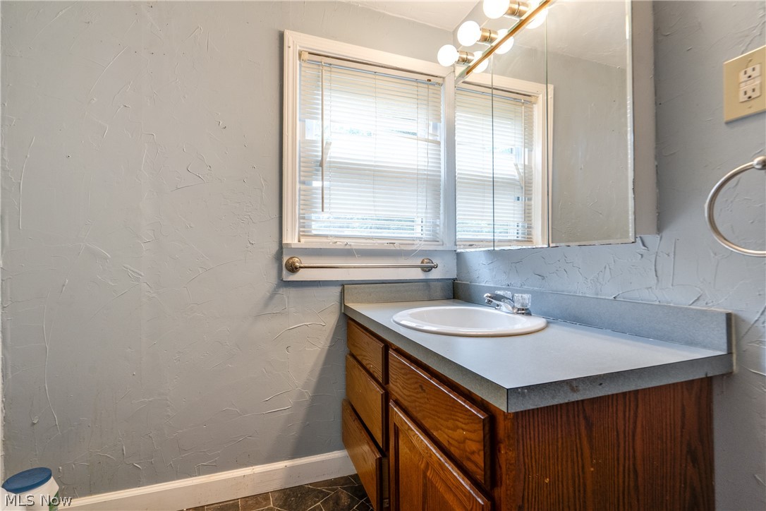 6285 Manchester Road Clinton OH 44216