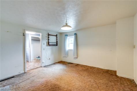 6285 Manchester Road Clinton OH 44216