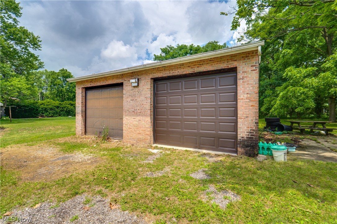 6285 Manchester Road Clinton OH 44216