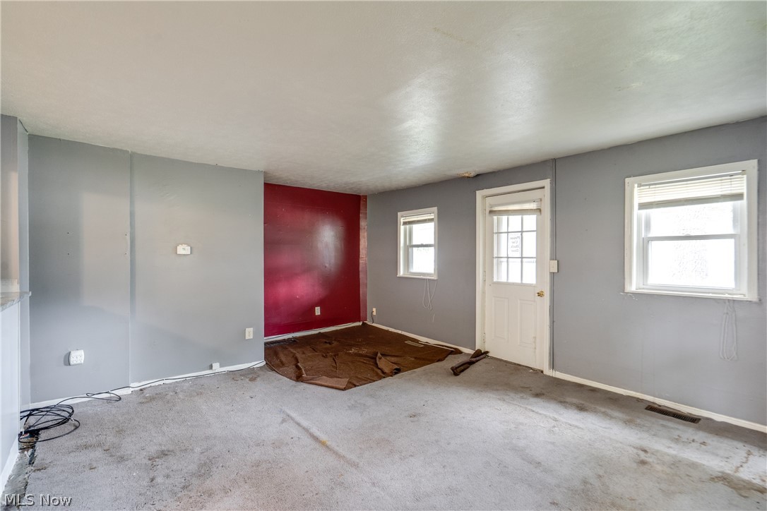 6285 Manchester Road Clinton OH 44216