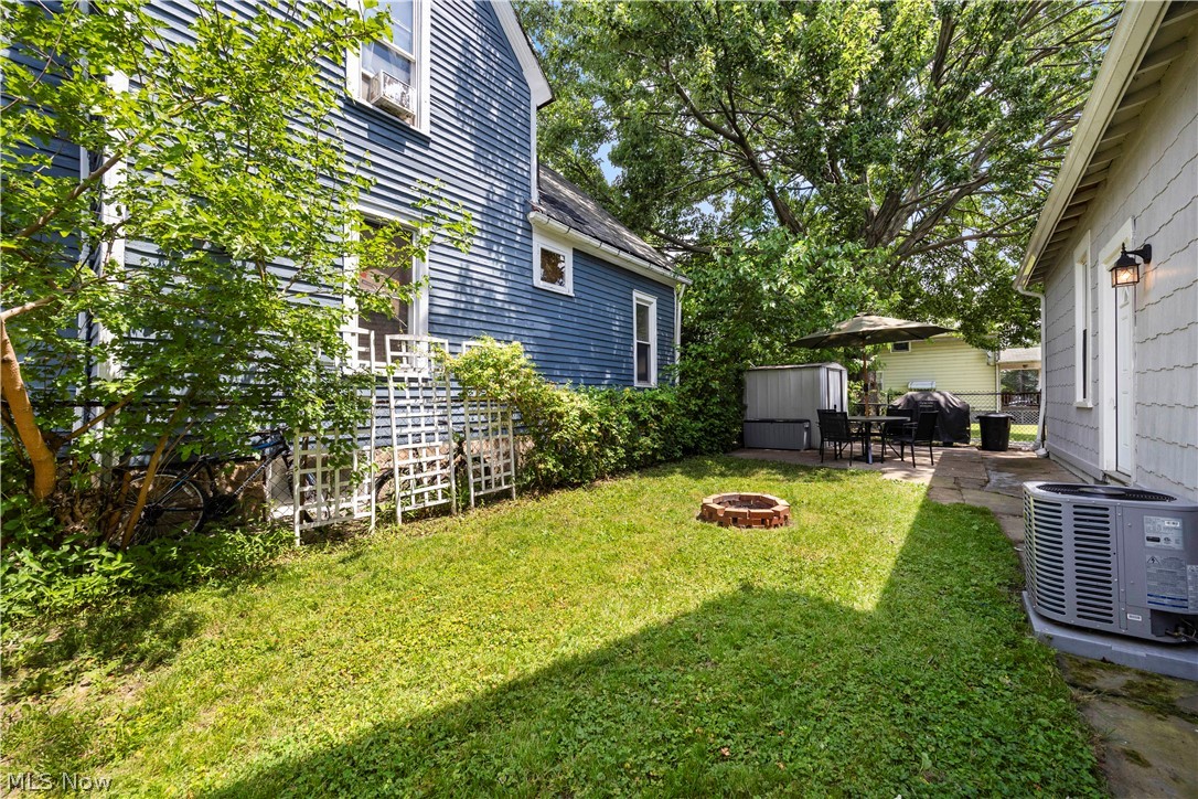2115 W 93rd Street Cleveland OH 44102