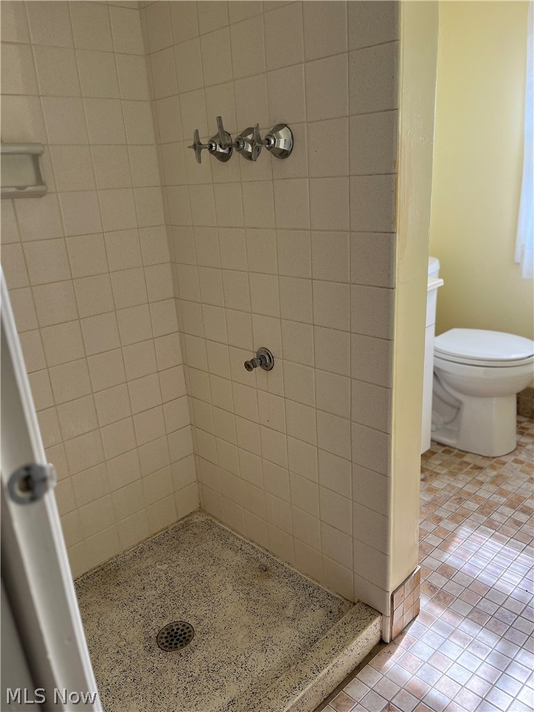 16100 Scottsdale Boulevard Shaker Heights OH 44120