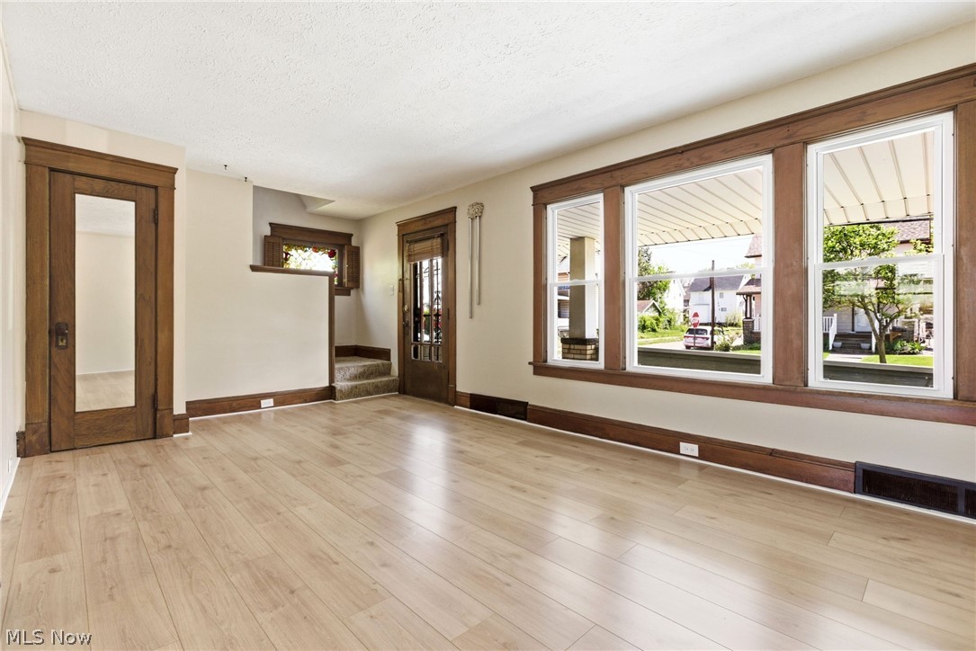 2802 Colburn Avenue Cleveland OH 44109