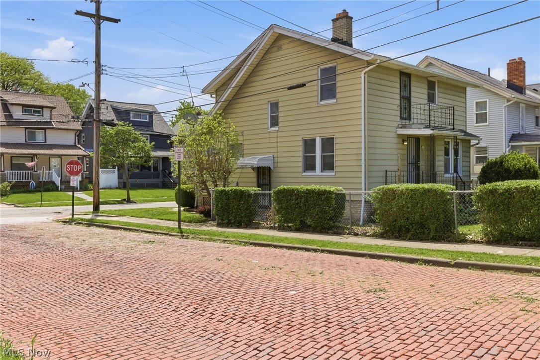 2802 Colburn Avenue Cleveland OH 44109