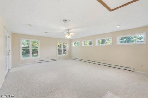5071 Evergreen Drive North Olmsted OH 44070