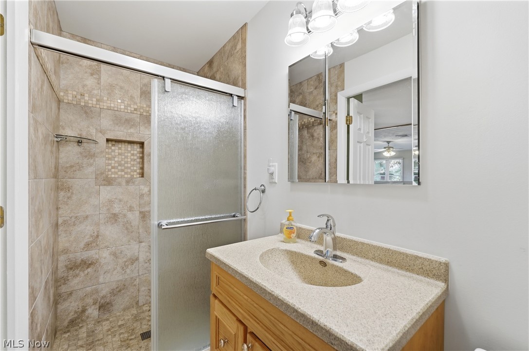 5071 Evergreen Drive North Olmsted OH 44070