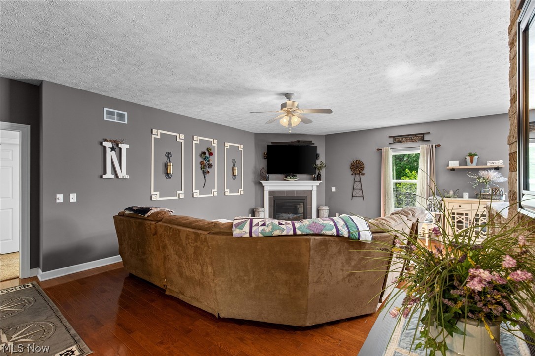 1692 Township Road 102 Dillonvale OH 43917