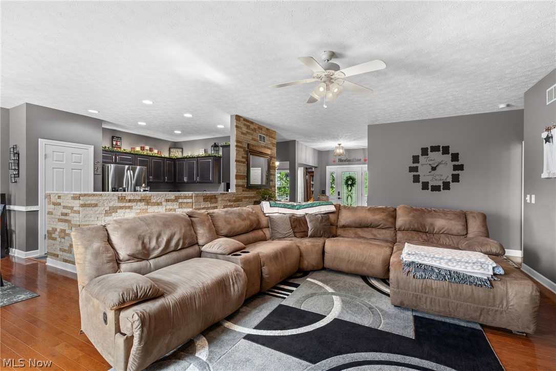 1692 Township Road 102 Dillonvale OH 43917