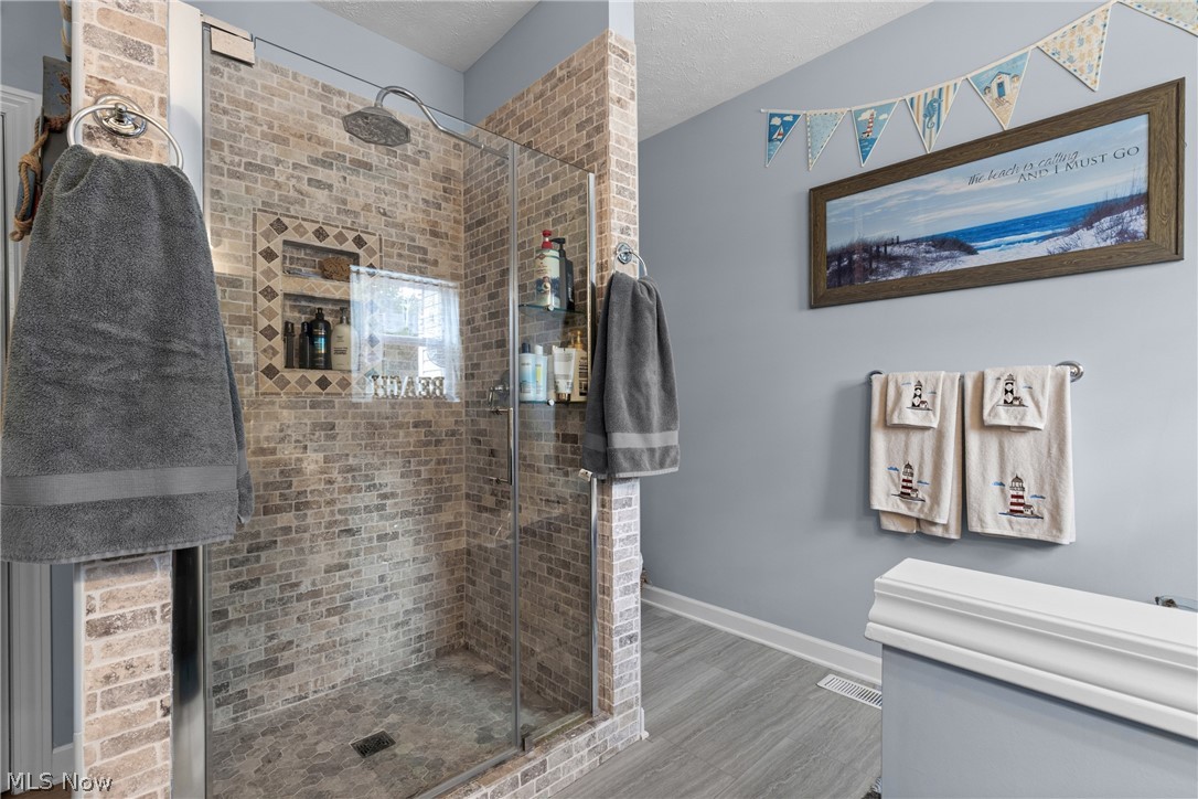1692 Township Road 102 Dillonvale OH 43917