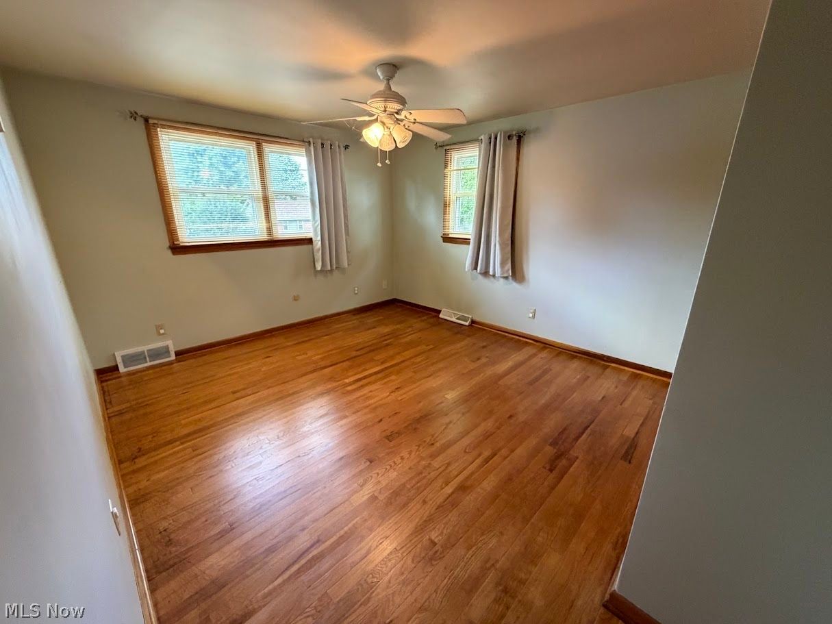 212 Colonial Avenue SE New Philadelphia OH 44663