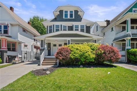 1909 W 74th Street Cleveland OH 44102