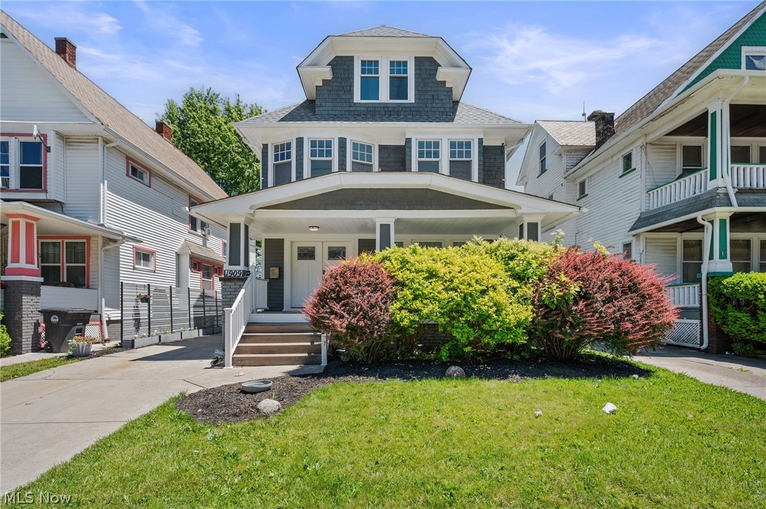 1909 W 74th Street Cleveland OH 44102