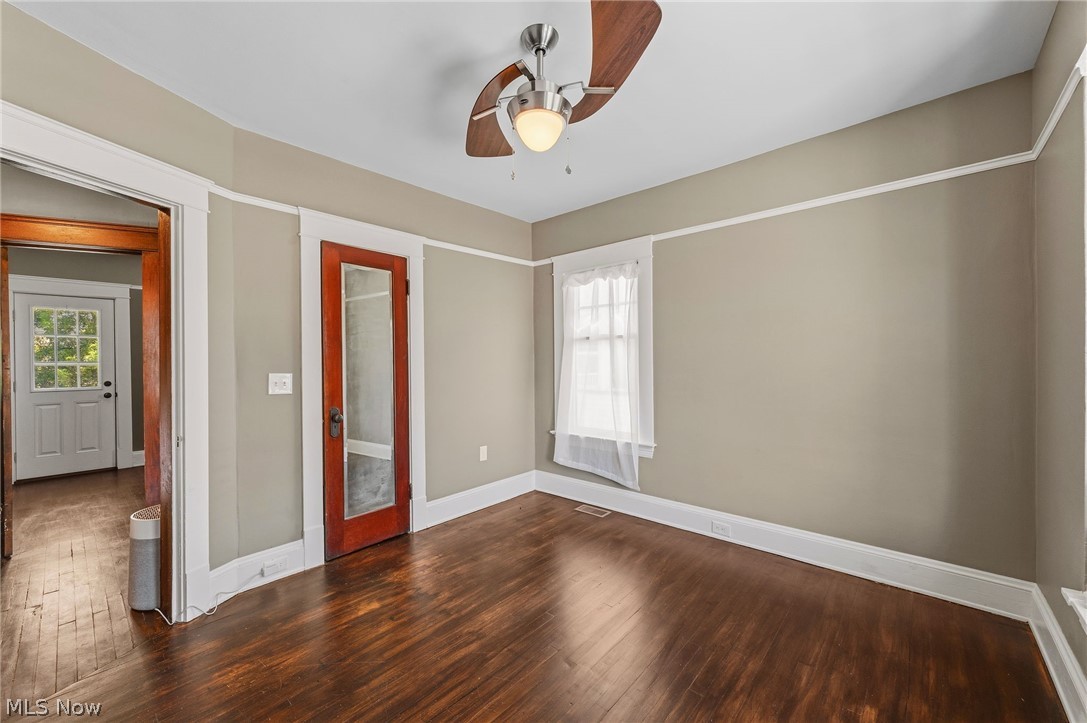 1909 W 74th Street Cleveland OH 44102