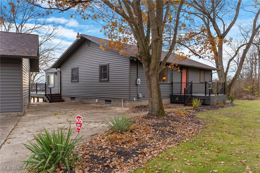 1596 Warren Avenue Niles OH 44446