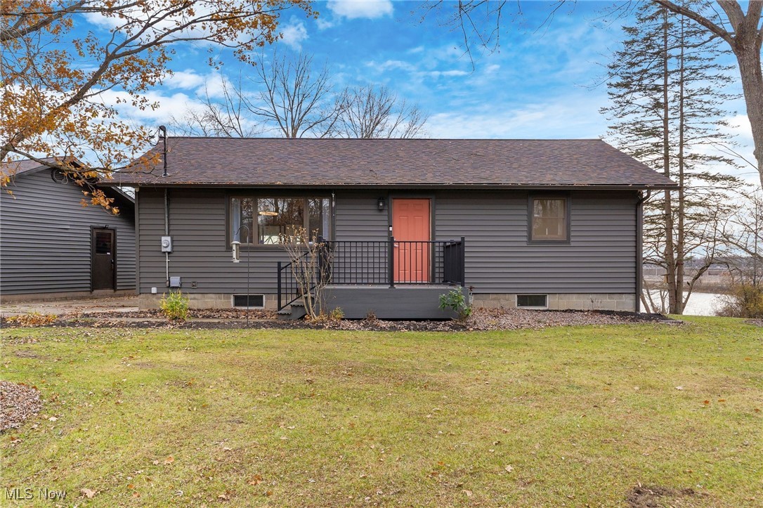 1596 Warren Avenue Niles OH 44446
