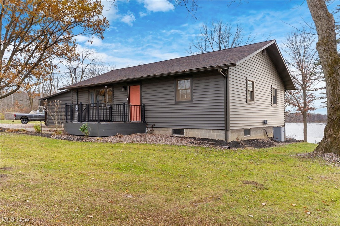 1596 Warren Avenue Niles OH 44446