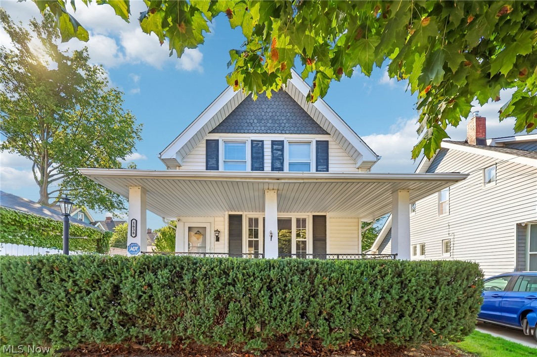 1638 Rosewood Avenue Lakewood OH 44107