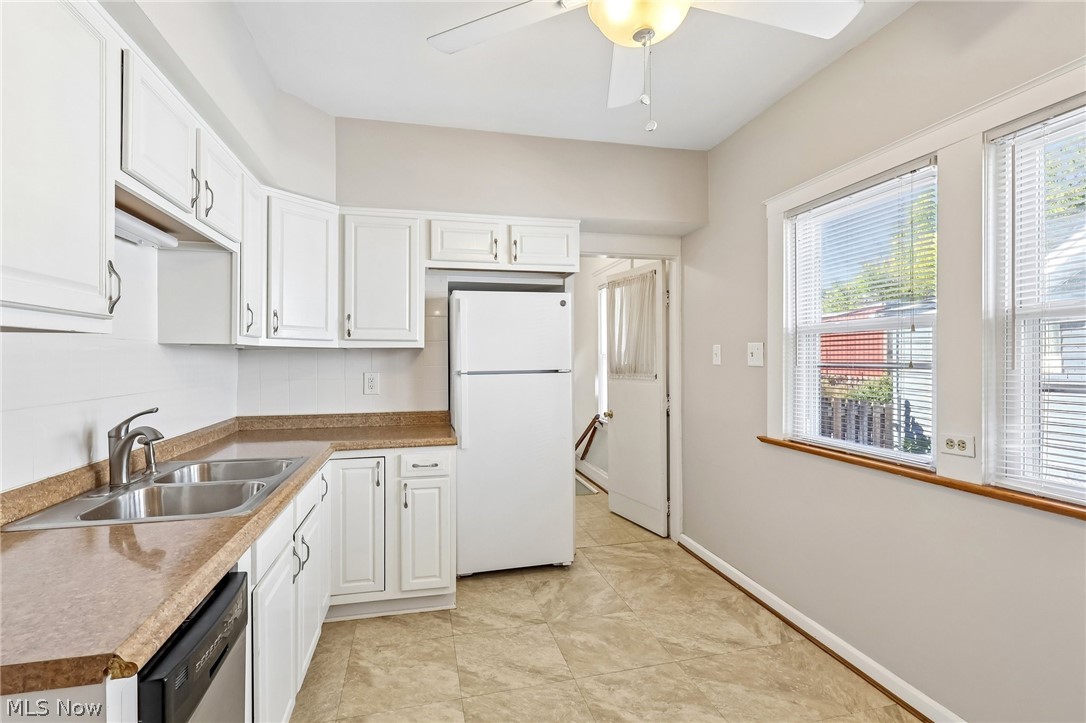1638 Rosewood Avenue Lakewood OH 44107