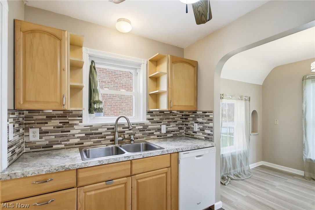 6404 Doncaster Avenue Parma OH 44129
