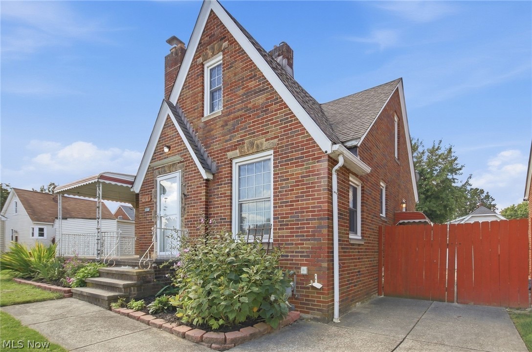 6404 Doncaster Avenue Parma OH 44129