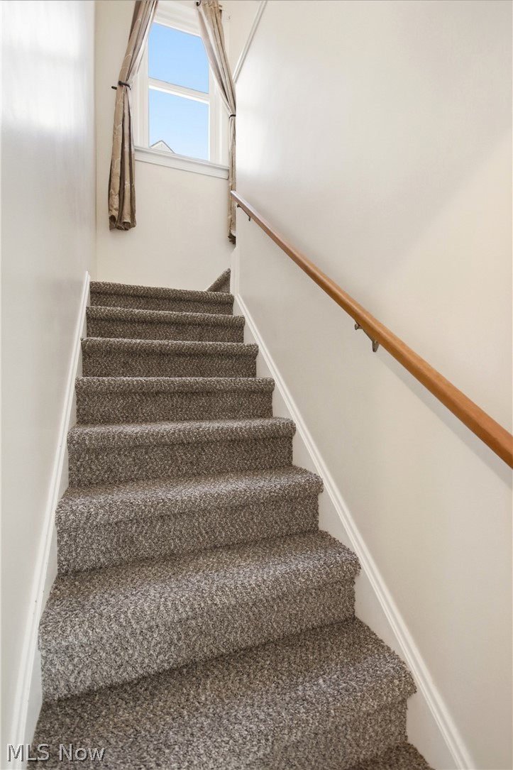 6404 Doncaster Avenue Parma OH 44129