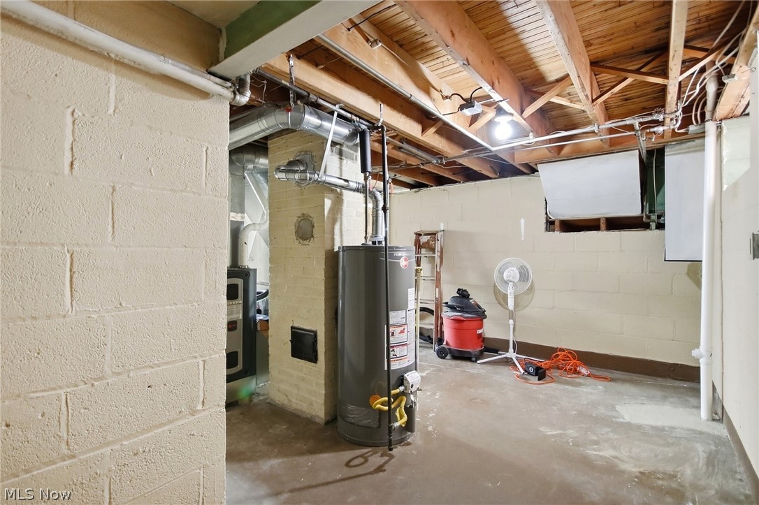 6404 Doncaster Avenue Parma OH 44129