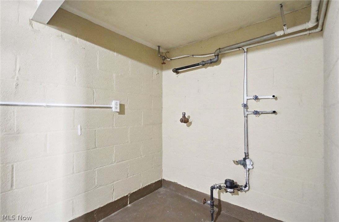 6404 Doncaster Avenue Parma OH 44129