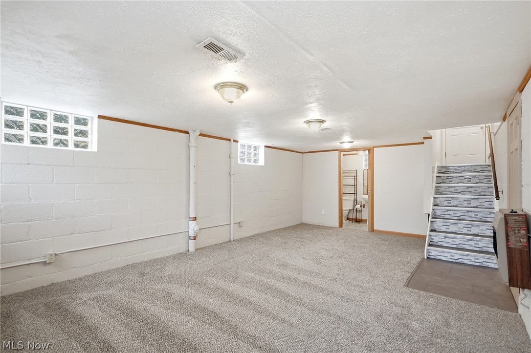6404 Doncaster Avenue Parma OH 44129