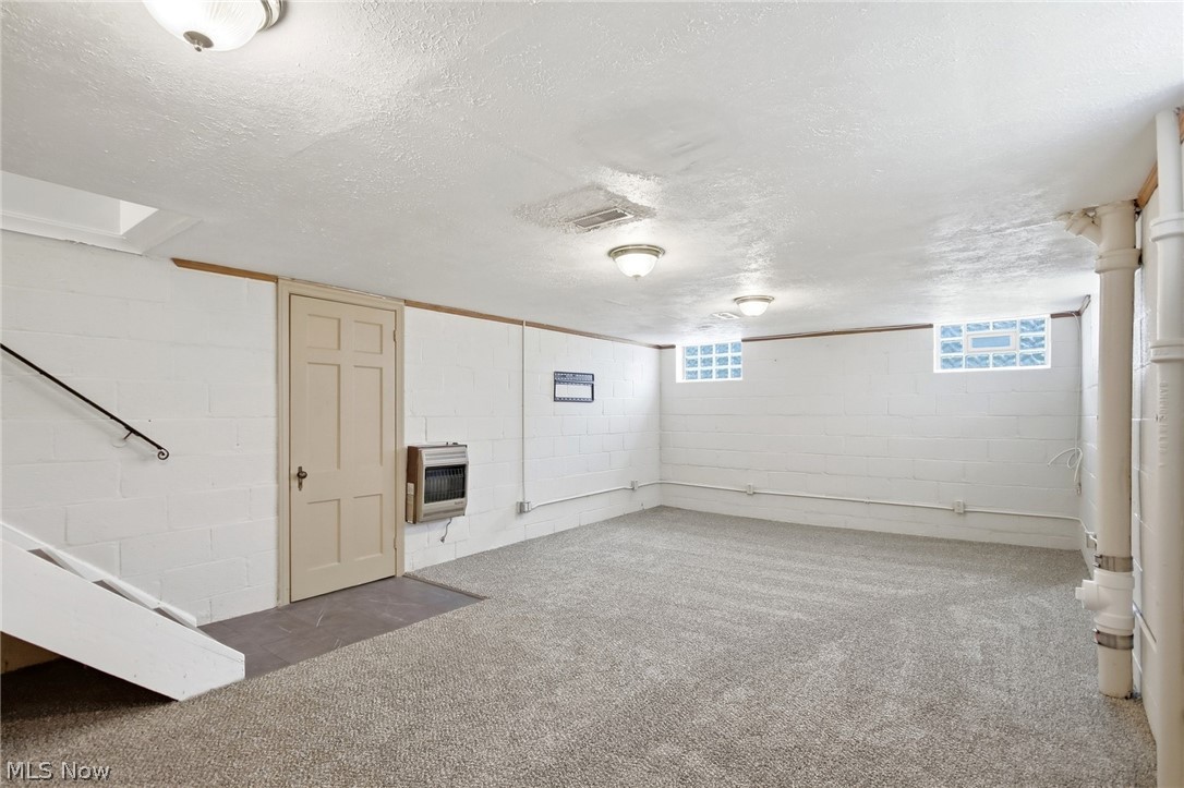 6404 Doncaster Avenue Parma OH 44129