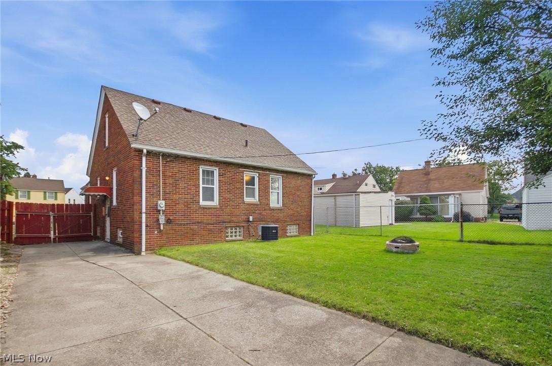 6404 Doncaster Avenue Parma OH 44129