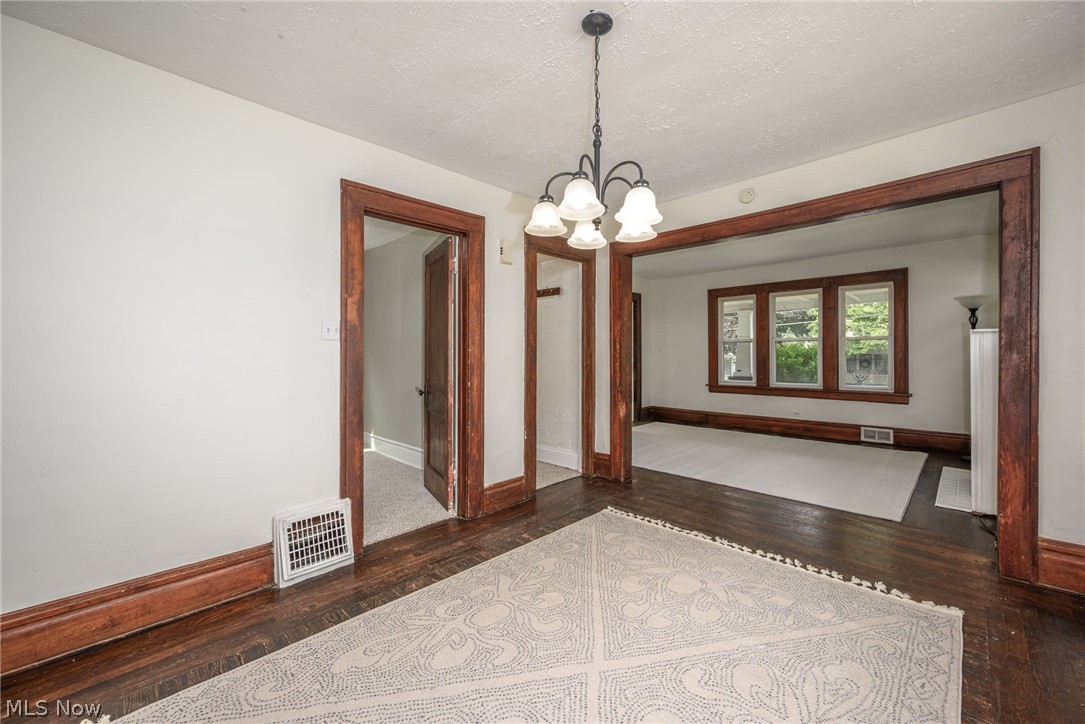489 Marview Avenue Akron OH 44310