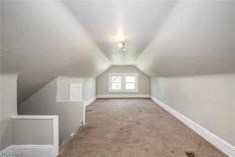 489 Marview Avenue Akron OH 44310