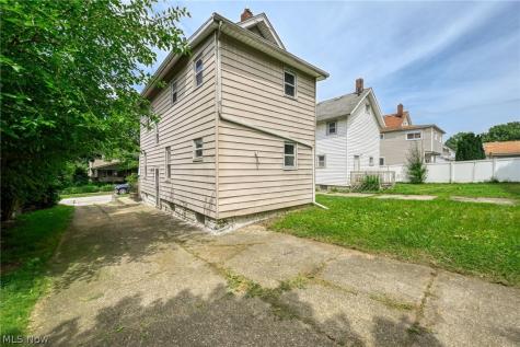 489 Marview Avenue Akron OH 44310
