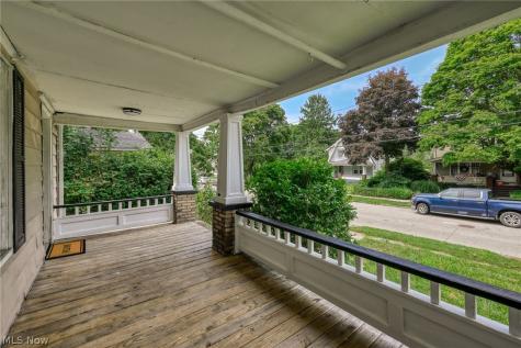 489 Marview Avenue Akron OH 44310