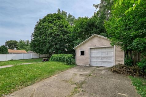 489 Marview Avenue Akron OH 44310
