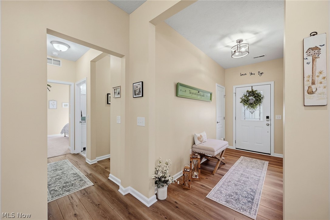 8009 Amberley Drive Mentor OH 44060