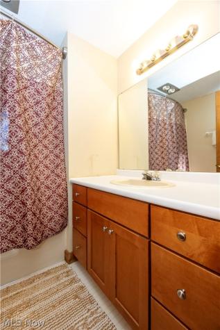3465 Shad Drive E Mansfield OH 44903