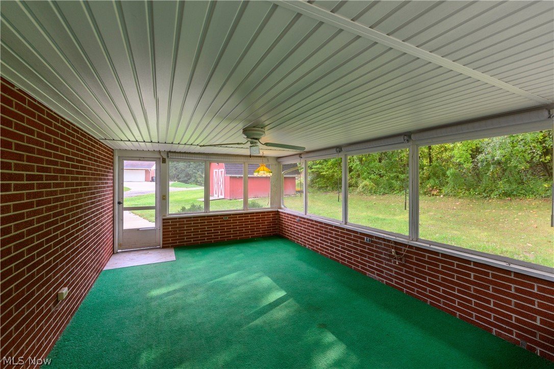 1715 Hillcrest Drive NW Dover OH 44622