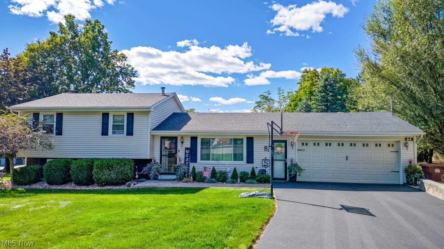 New Middletown OH, 84 Circleview Court