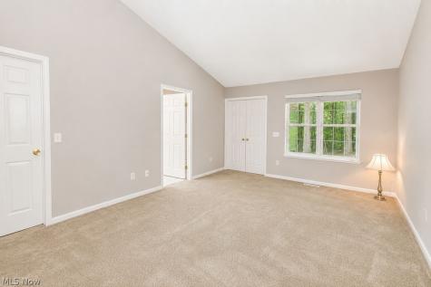 9020 Ashwood Court Olmsted Falls OH 44138
