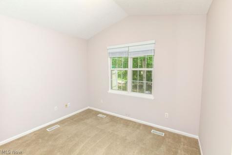 9020 Ashwood Court Olmsted Falls OH 44138