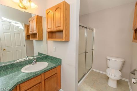 9020 Ashwood Court Olmsted Falls OH 44138