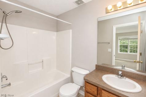 9020 Ashwood Court Olmsted Falls OH 44138