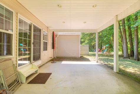 9020 Ashwood Court Olmsted Falls OH 44138