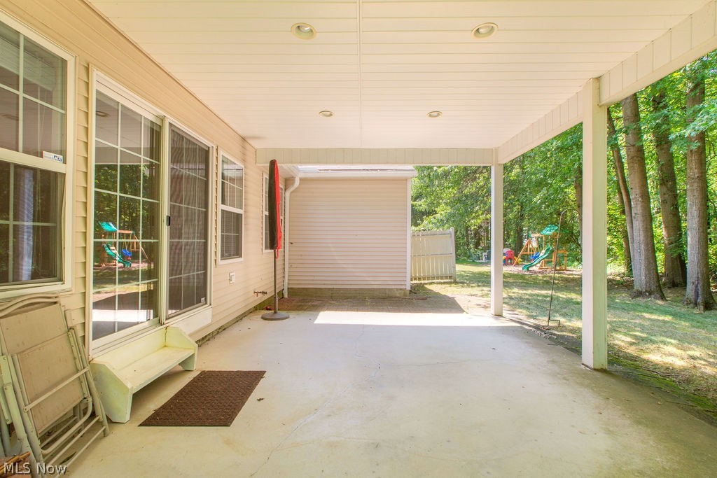 9020 Ashwood Court Olmsted Falls OH 44138