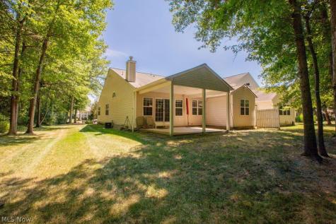 9020 Ashwood Court Olmsted Falls OH 44138